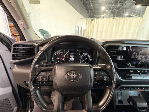 2023 Toyota Tundra SR5