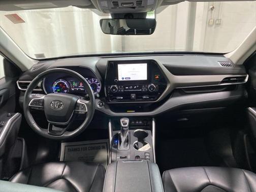 2023 Toyota Highlander Hybrid XLE