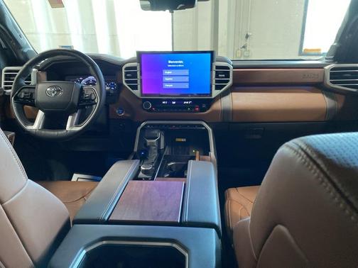 2024 Toyota Tundra Hybrid 1794 Edition