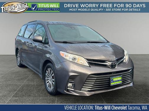2019 Toyota Sienna XLE