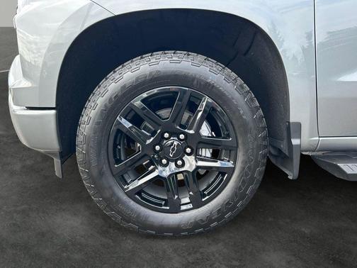 Sterling Gray Metallic 2025 Chevrolet Silverado 1500 RST