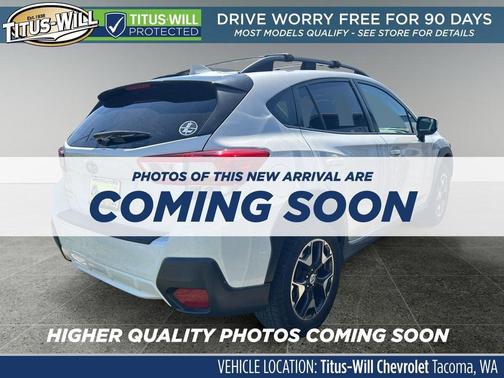 Crystal White Pearl 2018 Subaru Crosstrek 2.0i Premium