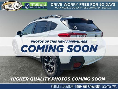 Crystal White Pearl 2018 Subaru Crosstrek 2.0i Premium