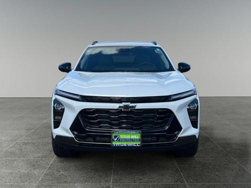 Summit White 2026 Chevrolet Trax FWD ACTIV