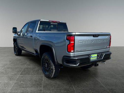 2025 Chevrolet Silverado 2500 4WD Crew Cab Standard Bed ZR2