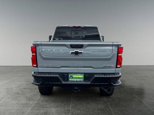 2025 Chevrolet Silverado 2500 4WD Crew Cab Standard Bed ZR2