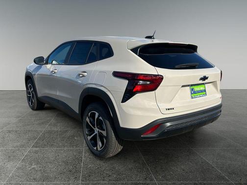 2026 Chevrolet Trax FWD 1RS