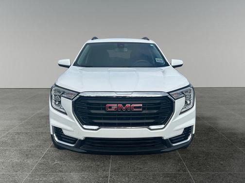 Summit White 2022 GMC Terrain SLE