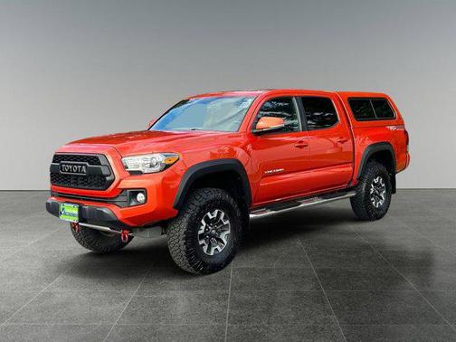 2016 Toyota Tacoma SR