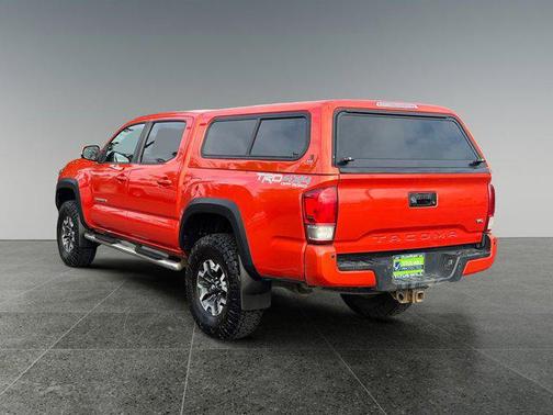 2016 Toyota Tacoma SR