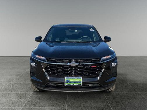 Mosaic Black Metallic 2026 Chevrolet Trax FWD 1RS