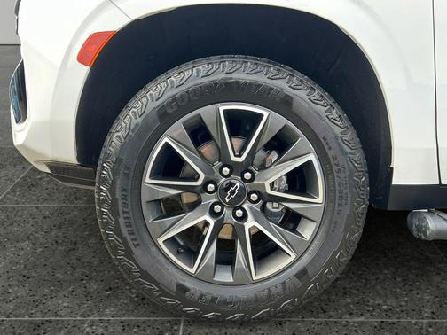 Summit White 2023 Chevrolet Tahoe 4WD Z71
