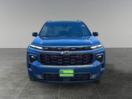 Lakeshore Blue Metallic 2026 Chevrolet Traverse LT