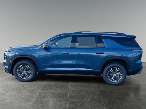 Lakeshore Blue Metallic 2026 Chevrolet Traverse LT