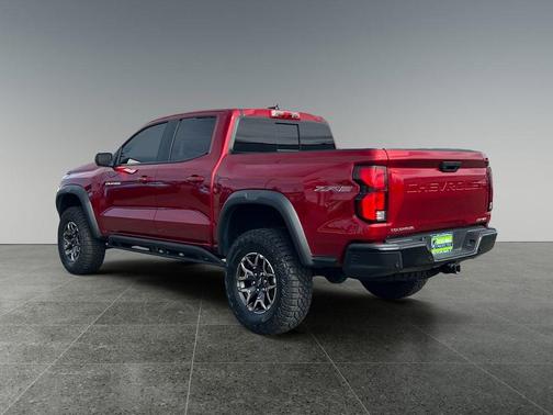 Radiant Red Tintcoat 2025 Chevrolet Colorado ZR2
