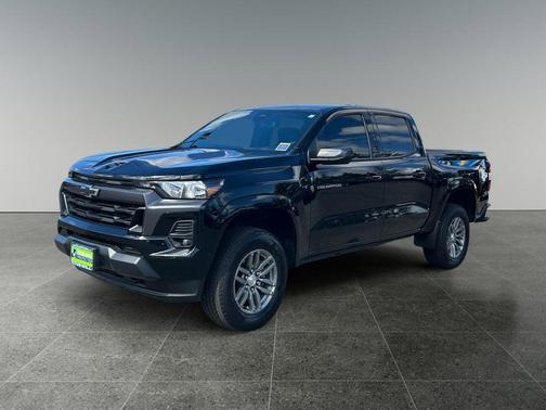 Black 2023 Chevrolet Colorado LT