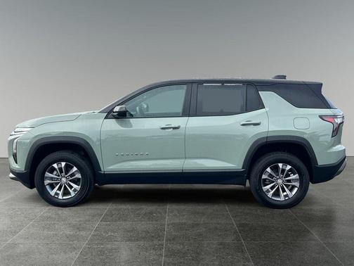 Cacti Green 2026 Chevrolet Equinox 1LT