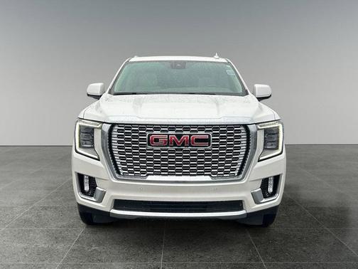 White Frost Tricoat 2024 GMC Yukon XL Denali
