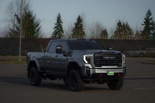 2024 GMC Sierra 2500 AT4