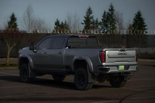 2024 GMC Sierra 2500 AT4