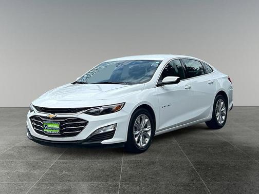 Summit White 2024 Chevrolet Malibu 1LT