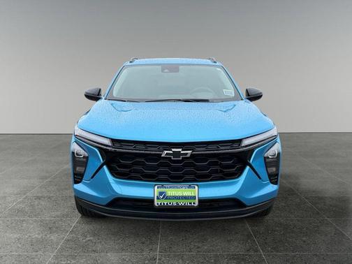 Marina Blue Metallic 2026 Chevrolet Trax LT