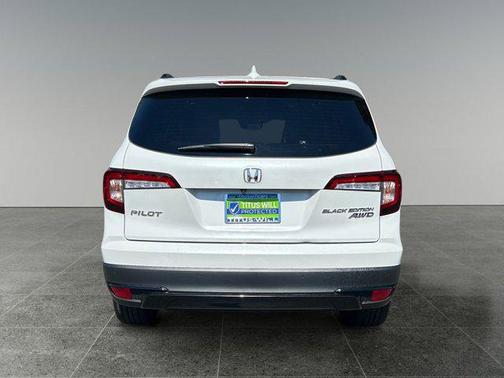 2021 Honda Pilot AWD Black Edition