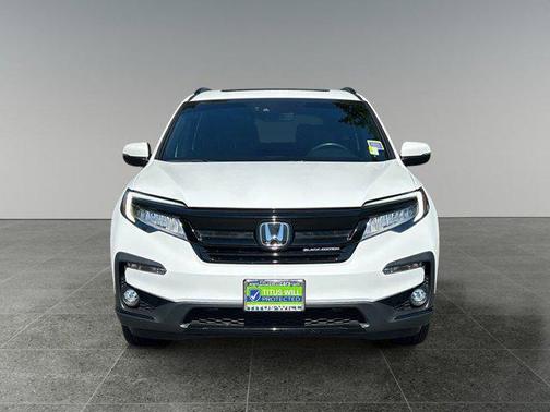 2021 Honda Pilot AWD Black Edition