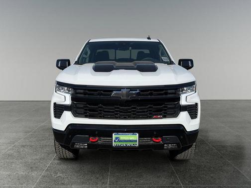Summit White 2026 Chevrolet Silverado 1500 LT Trail Boss