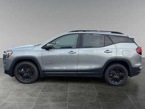 2023 GMC Terrain AWD AT4
