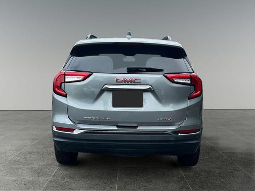 2023 GMC Terrain AWD AT4