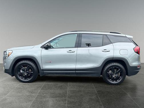 2023 GMC Terrain AWD AT4