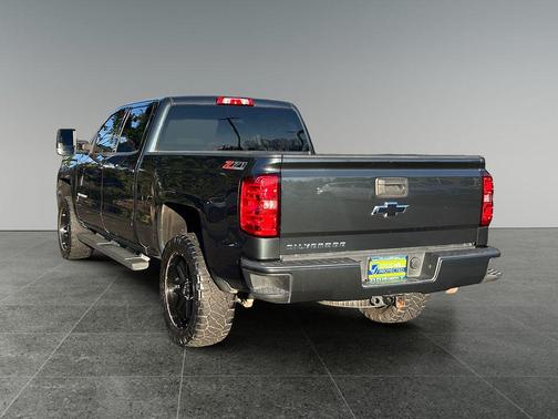 2017 Chevrolet Silverado 1500 2LT