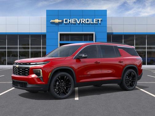 Radiant Red Tintcoat 2026 Chevrolet Traverse LT