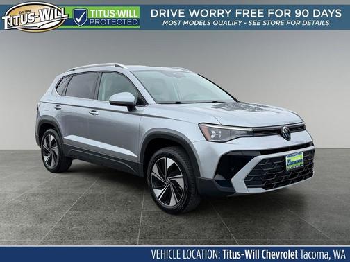 Pyrite Silver Metallic 2025 Volkswagen Taos 1.5T SE