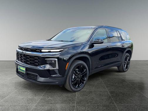 Mosaic Black Metallic 2026 Chevrolet Traverse LT