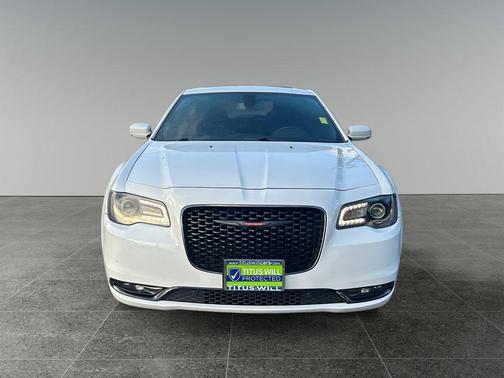 2022 Chrysler 300 S