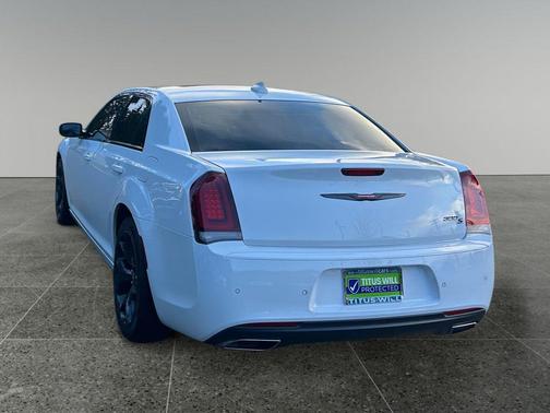 2022 Chrysler 300 S