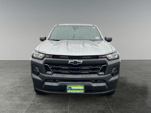 2025 Chevrolet Colorado WT