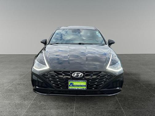 Phantom Black 2022 Hyundai SONATA SEL Plus