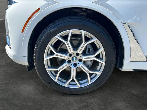 Alpine White 2019 BMW X7 xDrive40i