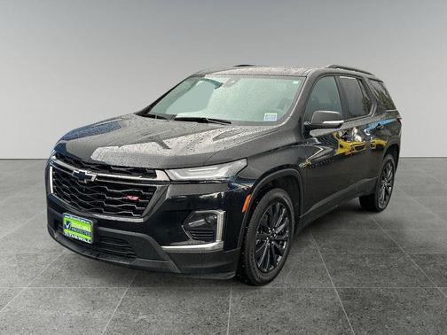 Mosaic Black Metallic 2023 Chevrolet Traverse RS