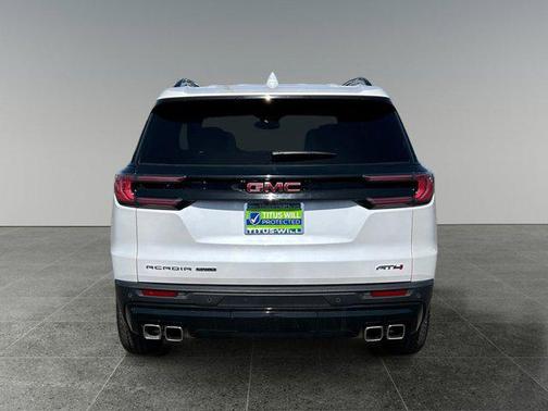 2024 GMC Acadia AWD AT4