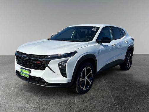 Summit White 2026 Chevrolet Trax FWD 1RS