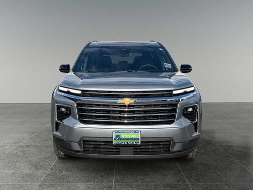 Sterling Gray Metallic 2026 Chevrolet Traverse LT