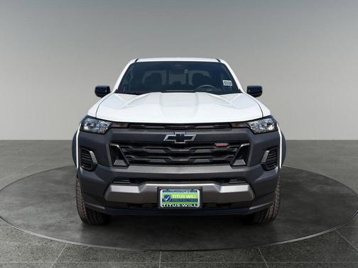 Summit White 2026 Chevrolet Colorado Trail Boss