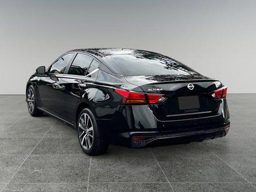 2022 Nissan Altima S FWD