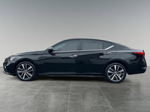 2022 Nissan Altima S FWD