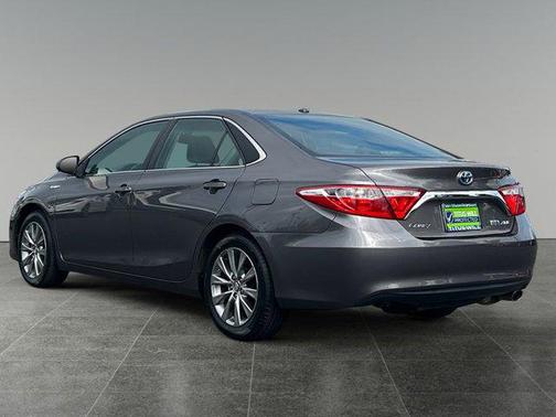 2017 Toyota Camry Hybrid LE