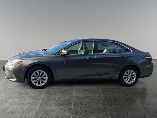 2016 Toyota Camry XLE